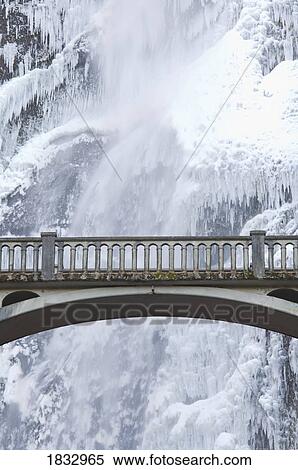 Multnomah Falls, Columbia River George, Oregon, USA View Large Photo Image Stock Photography - Multnomah Falls, Columbia River George, Oregon, USA. Fotosearch