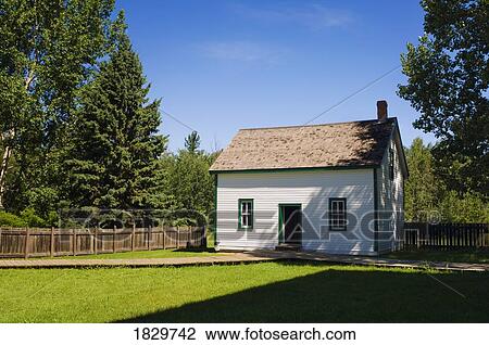 Pioneer house, Fort Edmonton, Alberta, Canada View Large Photo Image Stock Image - Pioneer house, Fort Edmonton, Alberta, Canada. Fotosearch