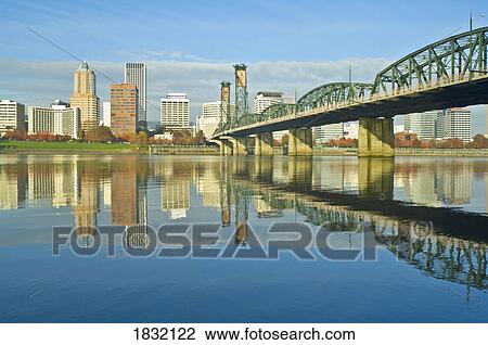 Portland Skyline And Willamette River, Oregon, USA View Large Photo Image Stock Image - Portland Skyline And Willamette River, Oregon, USA. Fotosearch