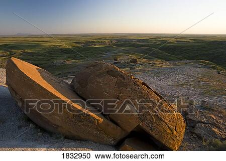 Red Rock Coulee, Writing-On-Stone Provincial Park, Alberta, Canada View Large Photo Image Stock Image - Red Rock Coulee, Writing-On-Stone Provincial Park, Alberta, Canada. Fotosearch