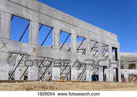 Picture - Silverhawk Corporate Center, Temecula Valley, Southern California, USA. Fotosearch