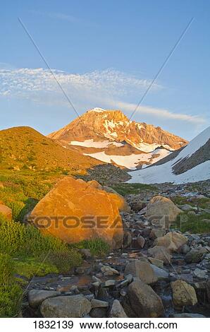 Summer alpenglow On Mt. Hood, Oregon, USA View Large Photo Image Stock Photo - Summer alpenglow On Mt. Hood, Oregon, USA. Fotosearch