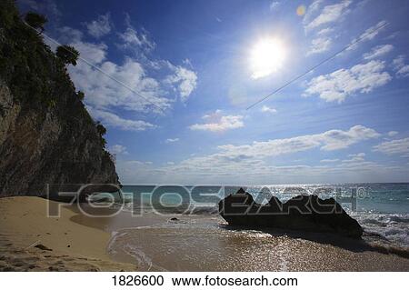 Stock Image - Sunny beach. Fotosearch