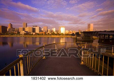 Stock Image - Sunrise, Portland, Oregon, USA. Fotosearch