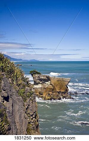 Tasman Sea, South Island, New Zealand View Large Photo Image Stock Image - Tasman Sea, South Island, New Zealand. Fotosearch