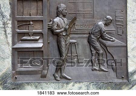 Stock Image - Ben Franklin's Printing Press plaque, Old City Hall, Freedom Trail, Boston, Massachusetts, USA . Fotosearch