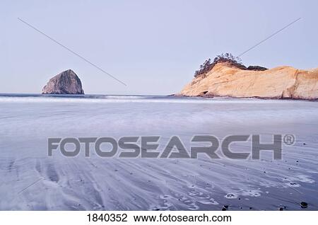 Cape Kiwanda, Pacific City, Oregon, USA View Large Photo Image Stock Image - Cape Kiwanda, Pacific City, Oregon, USA . Fotosearch