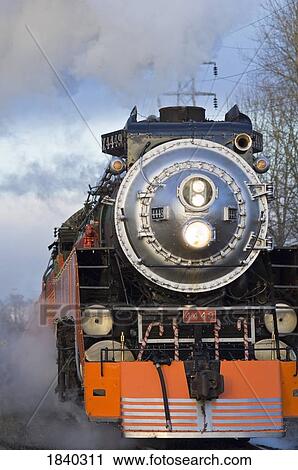 Stock Image - Steam locomotive, Oaks Bottom Wildlife Refuge, Portland, Oregon, USA . Fotosearch