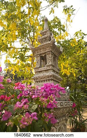 Stock Image - Wat Chedi Luang Waraviharn Temple, Chiang Mai, Thailand, Southeast Asia . Fotosearch