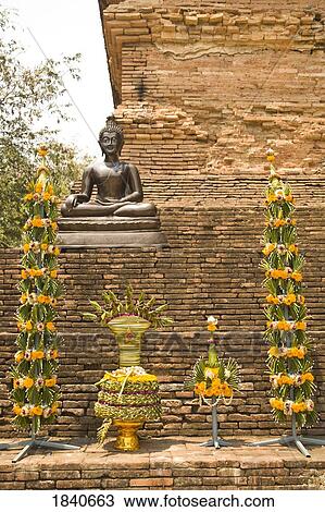 Stock Image - Wat Lok Molee, Chiang Mai, Thailand, Southeast Asia . Fotosearch