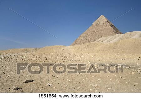 Picture - Cairo, Giza, Egypt; The Pyramids of Giza. Fotosearch