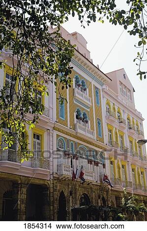 Picture - Archetecture; Havana, Cuba. Fotosearch