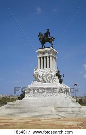 Stock Photo - Monument; Havana, Cuba. Fotosearch