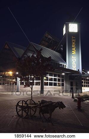 Night scene of farmer's market, Bellingham, Washington, USA View Large Photo Image Picture - Night scene of farmer's market, Bellingham, Washington, USA. Fotosearch