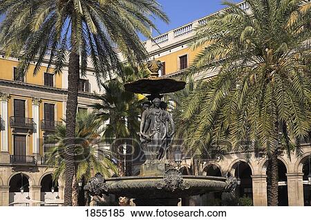 Placa Reial, Barcelona, Catalonia, Spain View Large Photo Image Stock Photography - Placa Reial, Barcelona, Catalonia, Spain. Fotosearch