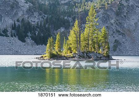 eagle cap wilderness, oregon, united states of america; chimney lake View Large Photo Image Stock Image - eagle cap wilderness, oregon, united states of america; chimney lake. Fotosearch