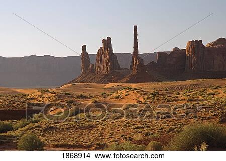 Picture - monument valley, arizona, united states of america. Fotosearch