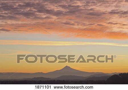 portland, oregon, united states of america; sunrise over mount hood from mount tabor View Large Photo Image Stock Image - portland, oregon, united states of america; sunrise over mount hood from mount tabor. Fotosearch