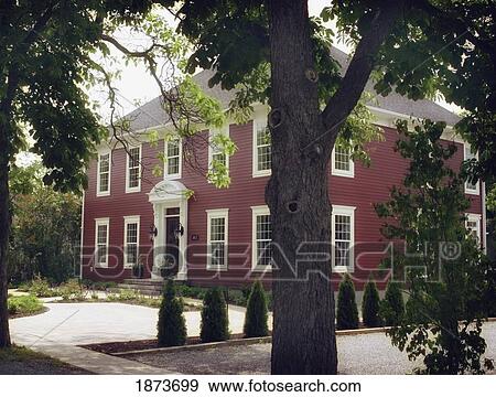 jordan, ontario, canada; a large red colonial house View Large Photo Image Stock Photo - jordan, ontario, canada; a large red colonial house. Fotosearch