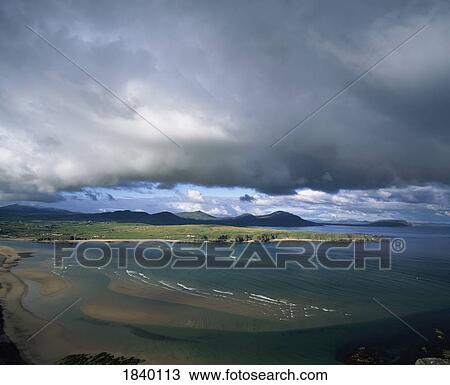Stock Image - Five Finger Strand, Trawbreaga Bay, Inishowen Peninsula, County Donegal, Ireland. Fotosearch