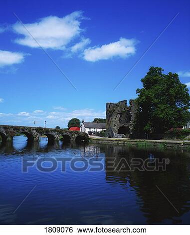 Leighlinbridge, River Barrow, County Carlow, Ireland View Large Photo Image Stock Photograph - Leighlinbridge, River Barrow, County Carlow, Ireland. Fotosearch