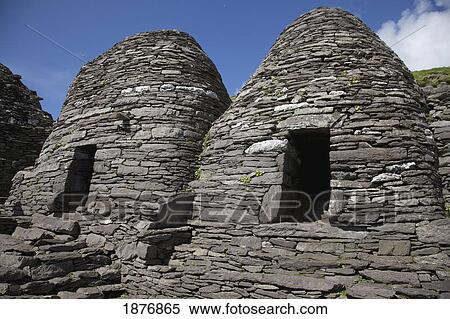 skellig michael, county kerry, ireland; the 'beehive' monk huts (clochans)on skellig michael View Large Photo Image Stock Photography - skellig michael, county kerry, ireland; the 'beehive' monk huts (clochans)on skellig michael. Fotosearch