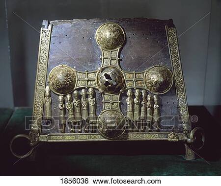Stock Photograph - St. Manchan's Shrine, Boher Near Clonmacnoise, Co Offaly, Ireland. Fotosearch