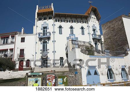 White Building; Cadaques, Girona, Catalonia, Spain View Large Photo Image Stock Image - White Building; Cadaques, Girona, Catalonia, Spain. Fotosearch
