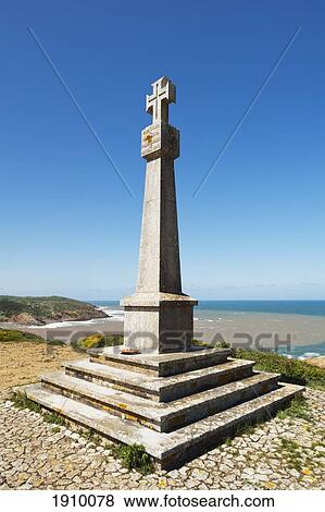 independance memorial overlooking bay; sao martinho do porto, estremadura and ribatejo, portugal View Large Photo Image Stock Photo - independance memorial overlooking bay; sao martinho do porto, estremadura and ribatejo, portugal. Fotosearch