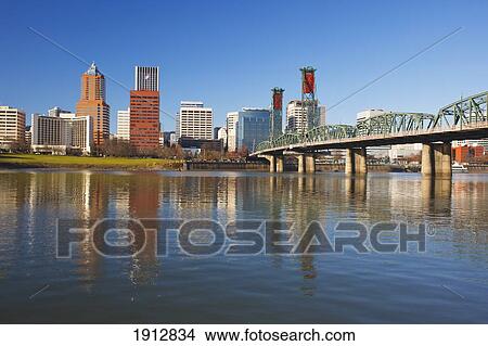 Picture - willamette river and the waterfront; portland, oregon, united states of america. Fotosearch