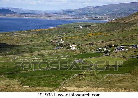 Ballinskelligs Bay Near Waterville; County Kerry, Ireland View Large Photo Image Stock Image - Ballinskelligs Bay Near Waterville; County Kerry, Ireland. Fotosearch