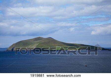 Stock Image - Island Seascape; Great Blasket Island, County Kerry, Ireland. Fotosearch