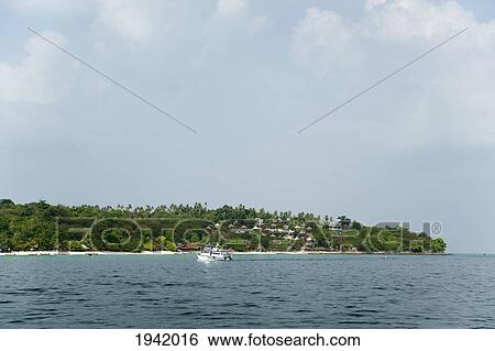 Peninsula At Tonsai Beach; Phi Phi Island Thailand View Large Photo Image Stock Photograph - Peninsula At Tonsai Beach; Phi Phi Island Thailand. Fotosearch