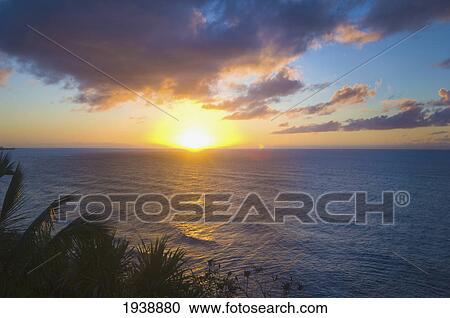 Sunset Over The Ocean; Princetown Kauai Hawaii United States Of America View Large Photo Image Stock Image - Sunset Over The Ocean; Princetown Kauai Hawaii United States Of America. Fotosearch