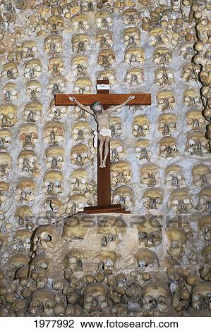 16th century capela dos ossos bone chapel; alcantarilha silves portugal View Large Photo Image Stock Image - 16th century capela dos ossos bone chapel; alcantarilha silves portugal. Fotosearch
