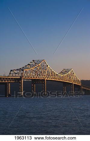 tappan zee bridge across the hudson river; tarrytown, new york, united states of america View Large Photo Image Stock Image - tappan zee bridge across the hudson river; tarrytown, new york, united states of america. Fotosearch