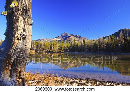 Frost At Sparks Lake And Broken Top In The Three Sisters Wilderness; Oregon United States Of America View Large Photo Image Stock Photo - Frost At Sparks Lake And Broken Top In The Three Sisters Wilderness; Oregon United States Of America. Fotosearch