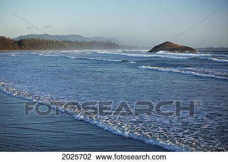 Waves At Long Beach A Surfer's Paradise In Pacific Rim National Park Near Tofino; British Columbia Canada View Large Photo Image Stock Image - Waves At Long Beach A Surfer's Paradise In Pacific Rim National Park Near Tofino; British Columbia Canada. Fotosearch