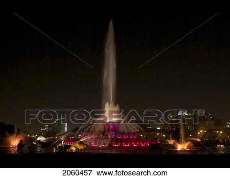 Buckingham Fountain At Night, Chicago View Large Photo Image Stock Photo - Buckingham Fountain At Night, Chicago. Fotosearch