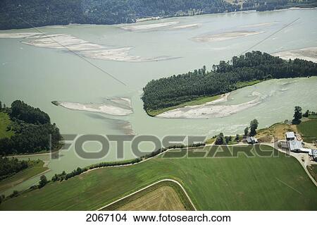 Picture - Fraser River, Fraser Valley, British Columbia, Canada. Fotosearch