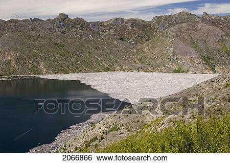 Stock Photograph - Logs In Spirit Lake As A Result Of The Blowdown From The 1980 Mt. St. Helens Blast, Mount St. Helens National Volcanic Monument, Washington, Usa. Fotosearch