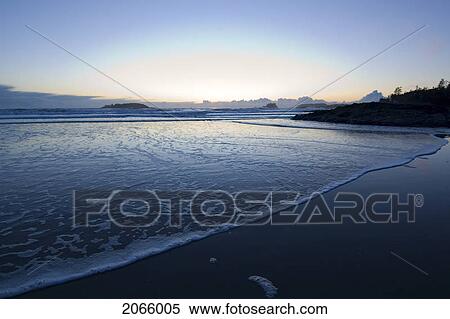 Sunset, Chesterman Beach, Tofino, Vancouver Island, Bc View Large Photo Image Stock Photography - Sunset, Chesterman Beach, Tofino, Vancouver Island, Bc. Fotosearch