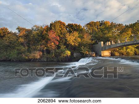 Picture - The Niagara River - Niagara Falls State Park Usa. Fotosearch