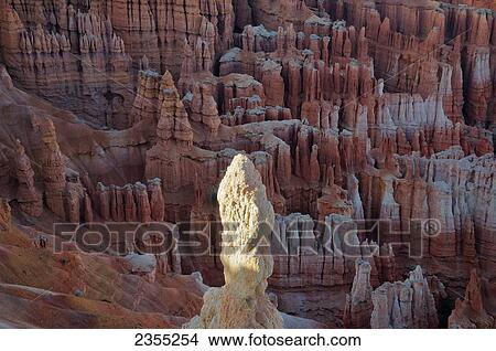 Picture - Bryce Canyon National Park; Utah, United States Of America. Fotosearch