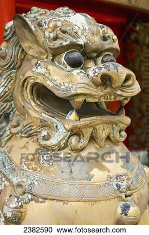 Close up of a statue of a lion with peeling paint; Honolulu, Oahu, Hawaii, United States of America View Large Photo Image Stock Image - Close up of a statue of a lion with peeling paint; Honolulu, Oahu, Hawaii, United States of America. Fotosearch