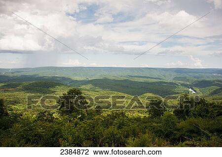 Stock Image - Green Ridge State Forest and the Potomac River; Flintstone, Maryland, United States of America. Fotosearch