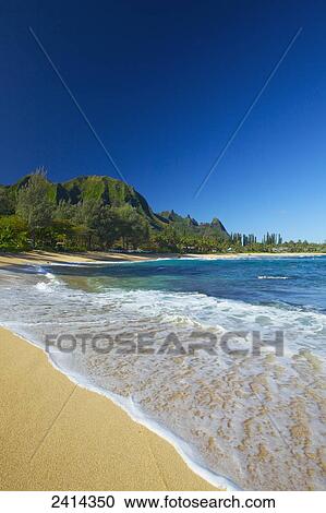 Stock Image - Tunnels beach; Kauai, Hawaii, United States of America. Fotosearch