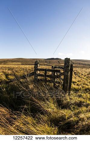 A broken old wooden fence on farmland; North Yorkshire, England View Large Photo Image Stock Image - A broken old wooden fence on farmland; North Yorkshire, England. Fotosearch