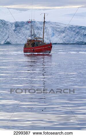 A Midnight Cruise Around The Ilulissat Ice Fjord, One Of Unesco World Heritage Sites. Greenland. View Large Photo Image Stock Photo - A Midnight Cruise Around The Ilulissat Ice Fjord, One Of Unesco World Heritage Sites. Greenland.. Fotosearch