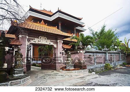 Stock Image - A Typical Indonesian House In The Pemogan Area Of Bali, Indonesia. Fotosearch